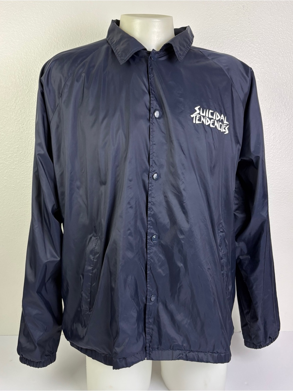 Suicidal Tendencies Coach Jacket Mens XL
Nylon Punk Thrash Band Logo